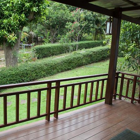 บ้านธานี Choeng Mon Extérieur photo