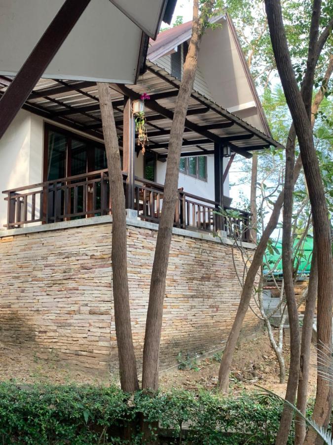 บ้านธานี Choeng Mon Extérieur photo